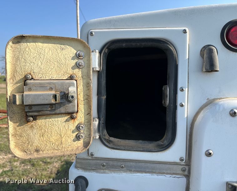 image for item OE9214 Shop built utility trailer