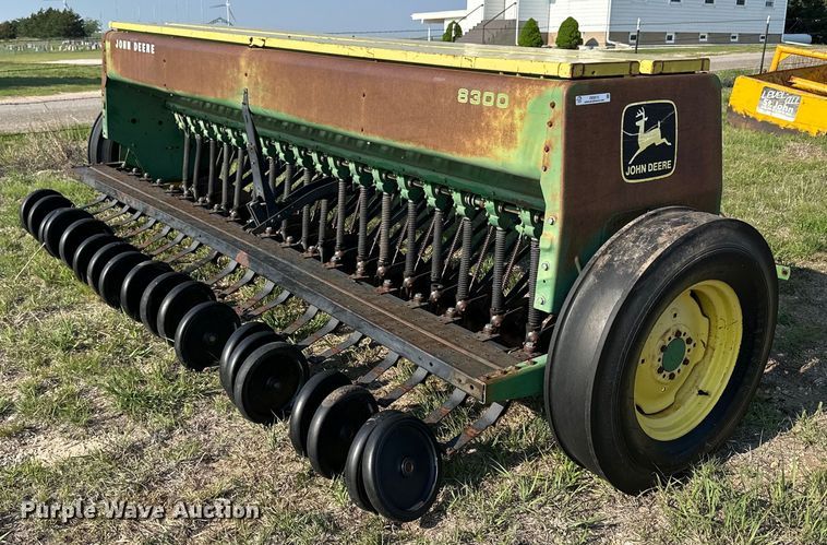 image for item OE9215 John Deere 8300 grain drill