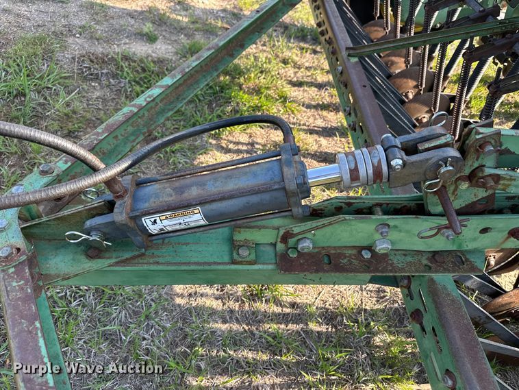 image for item OE9215 John Deere 8300 grain drill