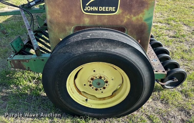 image for item OE9215 John Deere 8300 grain drill