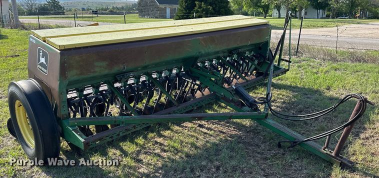 image for item OE9217 John Deere 8300 grain drill