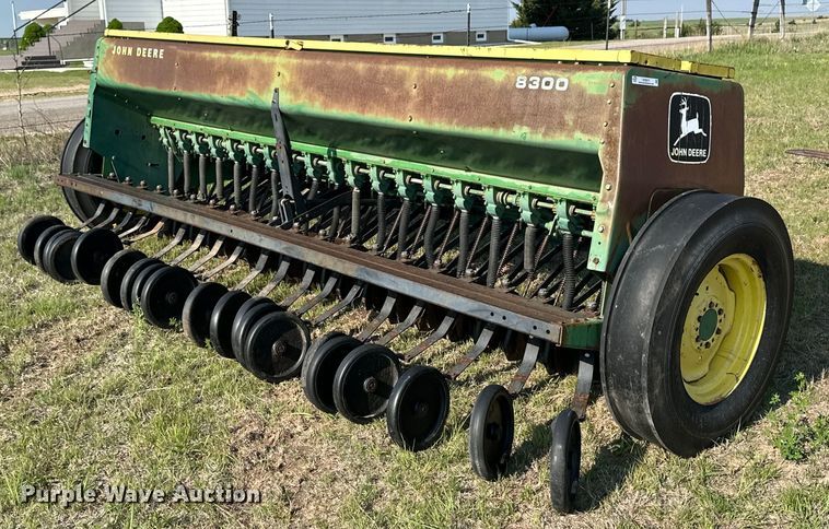 image for item OE9217 John Deere 8300 grain drill