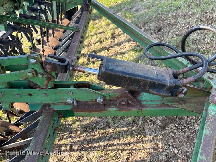 image for item OE9217 John Deere 8300 grain drill