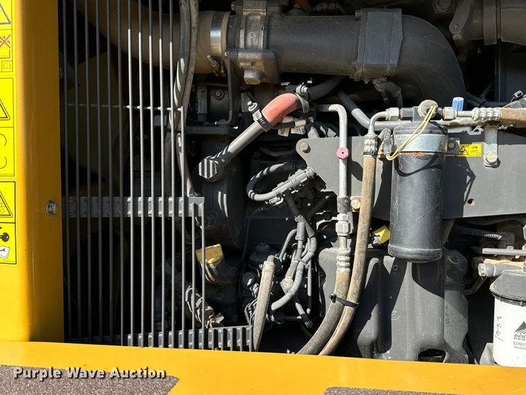 image for item OE9225 2016 TerraGator 8400B applicator