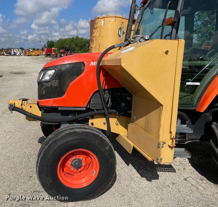 image for item OG9959 Kubota M9540 tractor