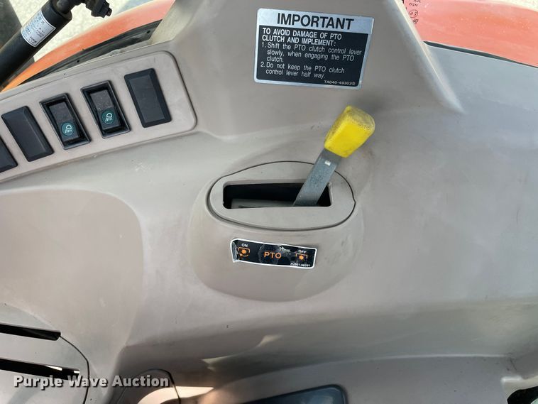 image for item OG9959 Kubota M9540 tractor