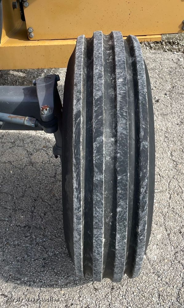 image for item OG9959 Kubota M9540 tractor