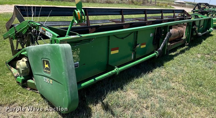 image for item OI9118 John Deere 930R rigid head