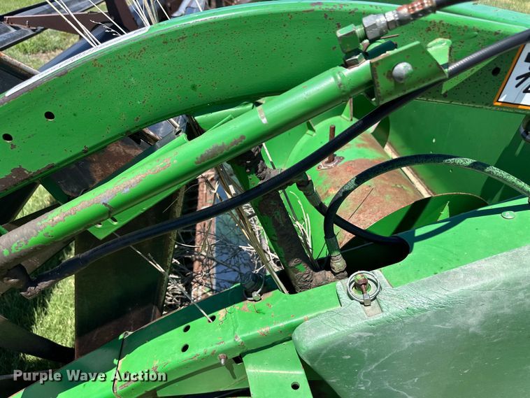 image for item OI9118 John Deere 930R rigid head
