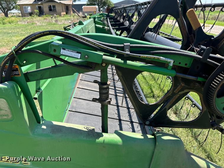 image for item OI9119 John Deere 925D flex draper head