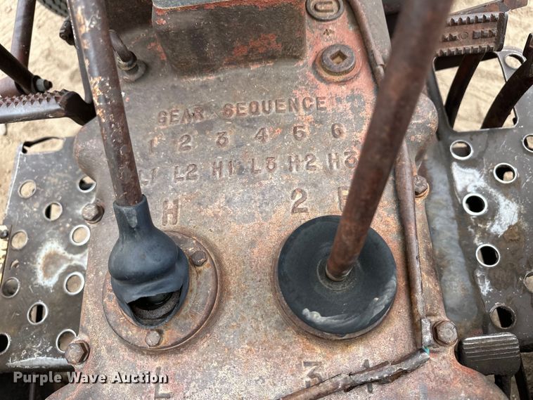 image for item OI9158 1966 David Brown 990A tractor