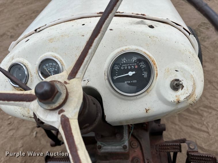 image for item OI9158 1966 David Brown 990A tractor