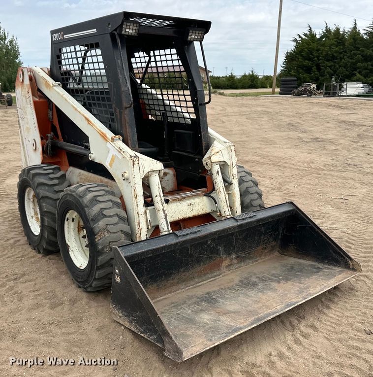 image for item OI9161 Scat-Trak 1300C skid steer loader