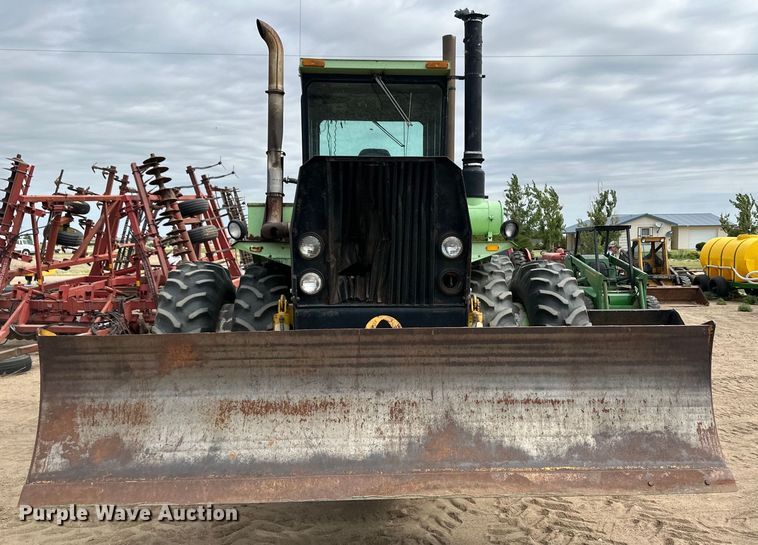 image for item OI9166 1983 Steiger Bearcat ST225 4WD tractor