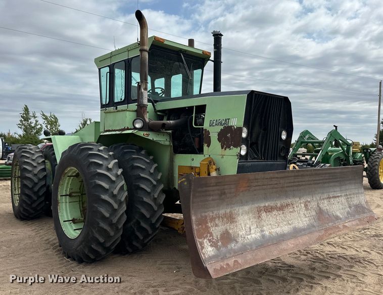 image for item OI9166 1983 Steiger Bearcat ST225 4WD tractor