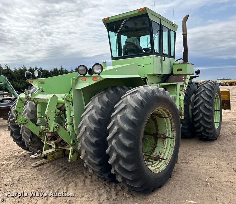 image for item OI9166 1983 Steiger Bearcat ST225 4WD tractor