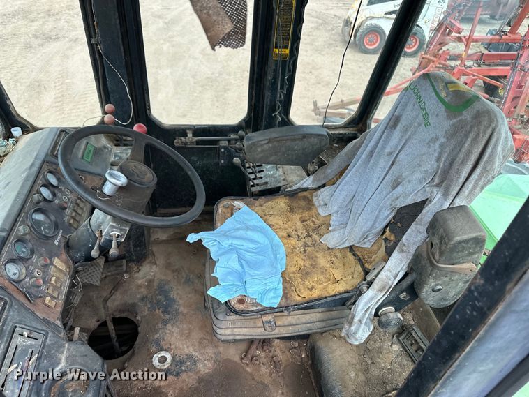 image for item OI9166 1983 Steiger Bearcat ST225 4WD tractor