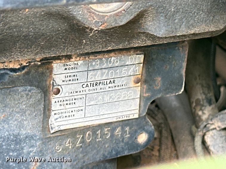 image for item OI9166 1983 Steiger Bearcat ST225 4WD tractor