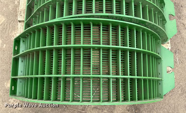 image for item OI9167 John Deere concaves 