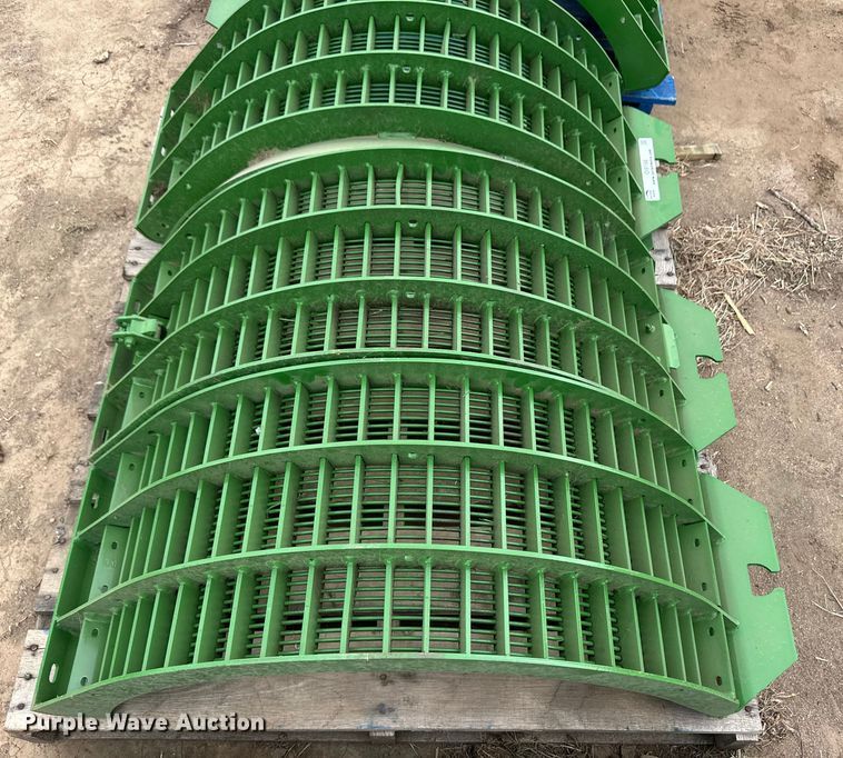 image for item OI9168 John Deere small grain concaves 