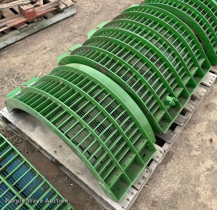 image for item OI9168 John Deere small grain concaves 