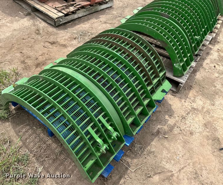 image for item OI9169 John Deere small grain concaves 