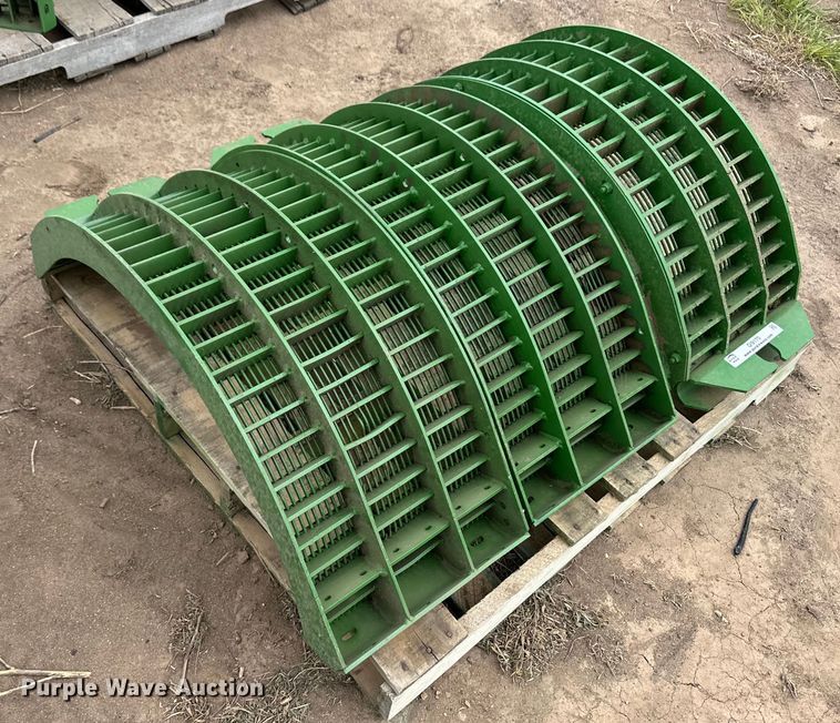 image for item OI9170 John Deere small grain concaves 