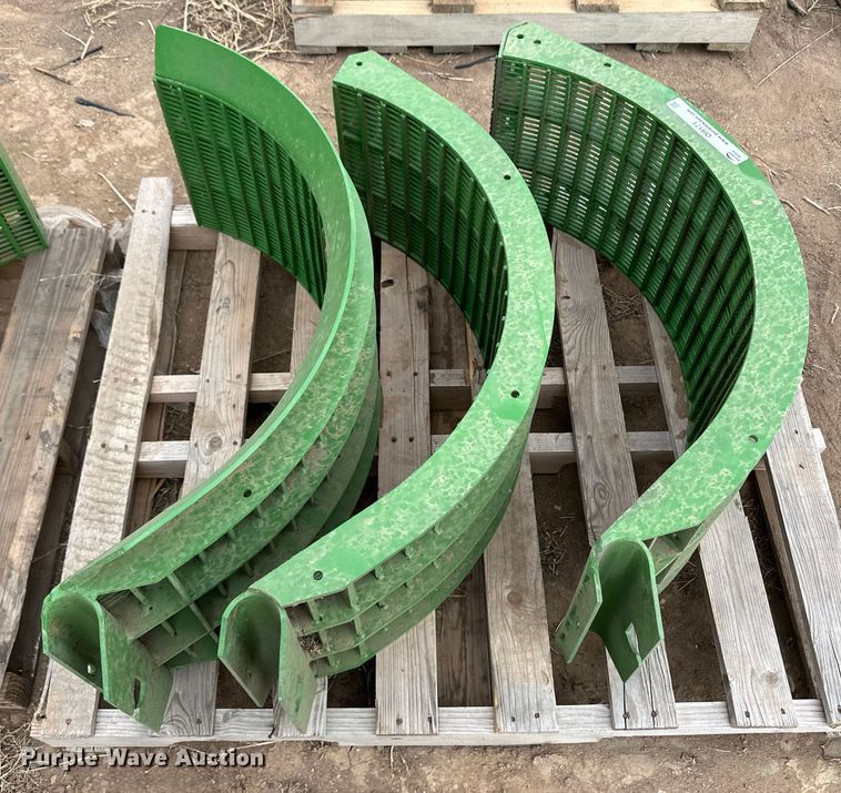 image for item OI9171 John Deere small grain concaves
