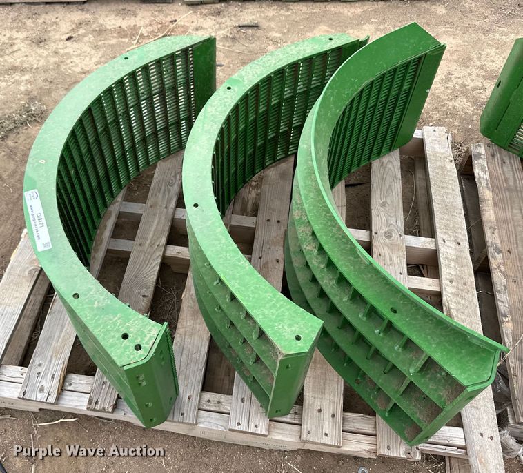 image for item OI9171 John Deere small grain concaves