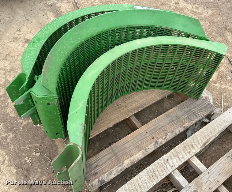 image for item OI9172 John Deere small grain concaves