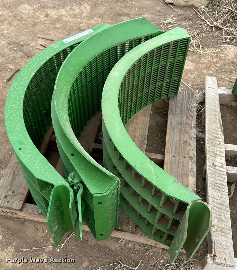 image for item OI9172 John Deere small grain concaves