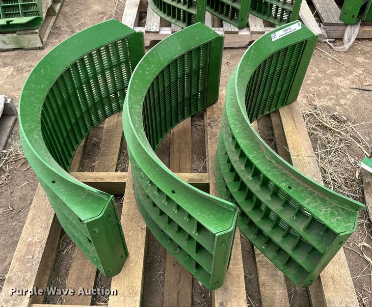 image for item OI9173 (3) John Deere concave front sections