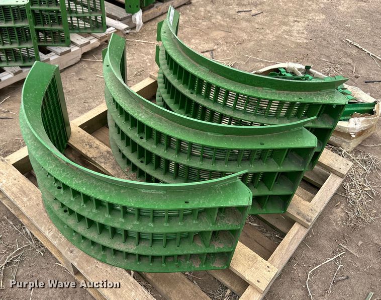image for item OI9173 (3) John Deere concave front sections
