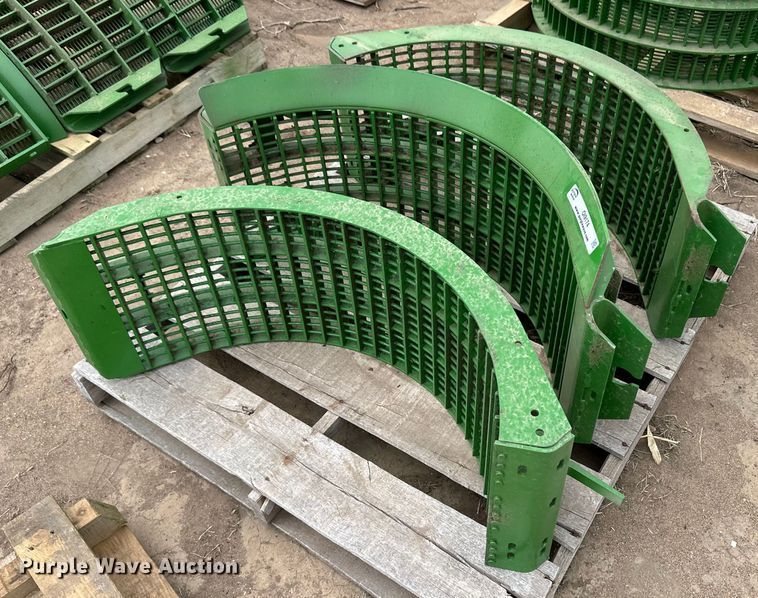 image for item OI9174 John Deere large grain concaves