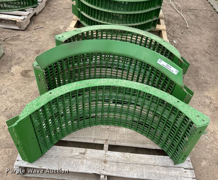 image for item OI9174 John Deere large grain concaves