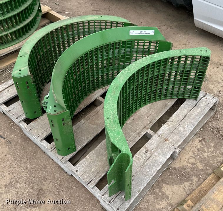 image for item OI9174 John Deere large grain concaves