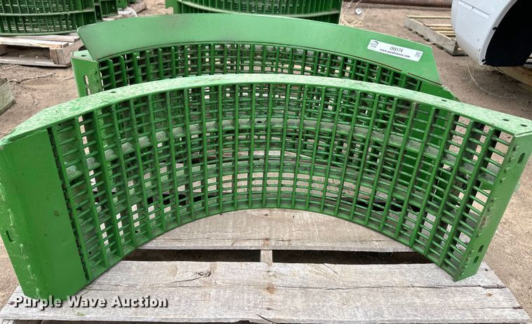 image for item OI9174 John Deere large grain concaves