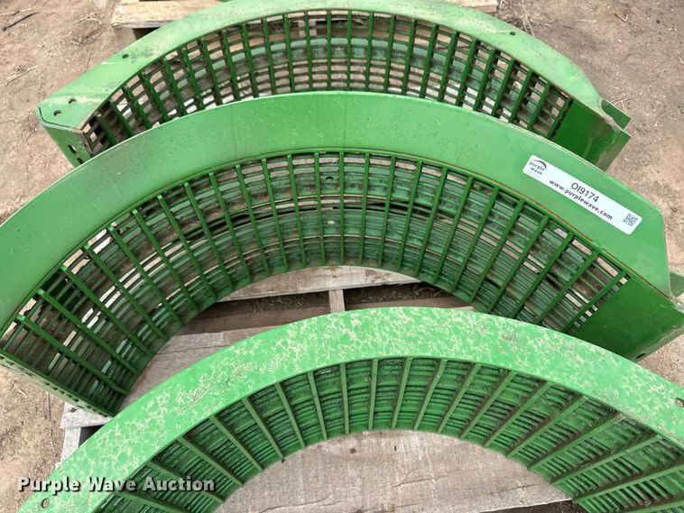 image for item OI9174 John Deere large grain concaves