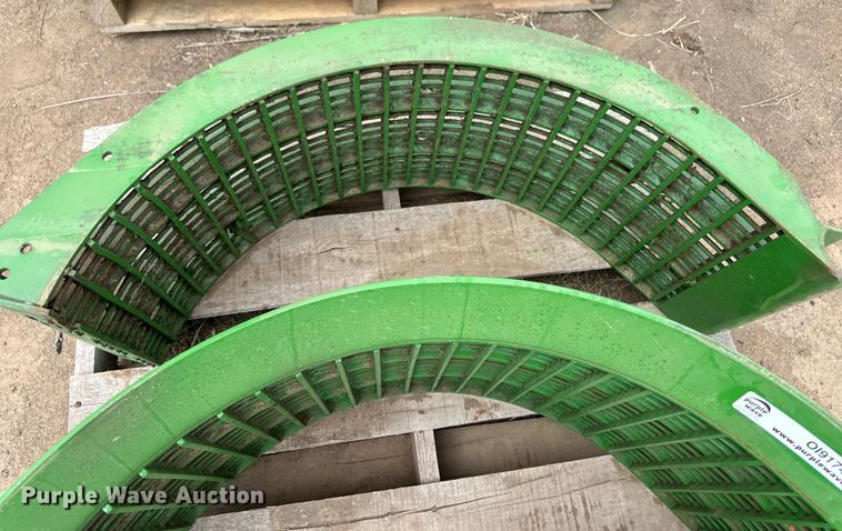 image for item OI9174 John Deere large grain concaves