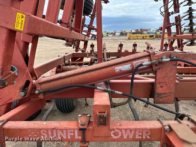 image for item OI9175 Sunflower 6430-31 mulch finisher