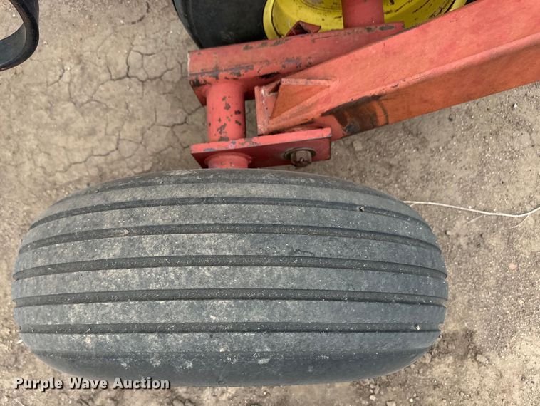 image for item OI9175 Sunflower 6430-31 mulch finisher