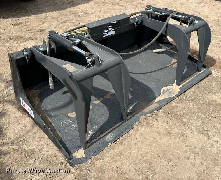 image for item OI9176 JCT skid steer grapple bucket