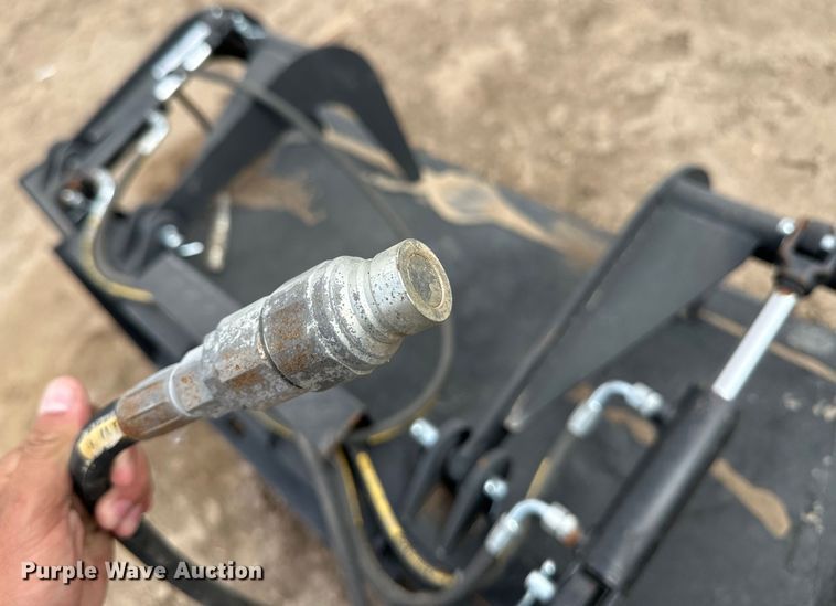 image for item OI9176 JCT skid steer grapple bucket