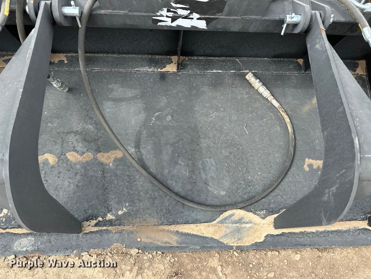 image for item OI9176 JCT skid steer grapple bucket