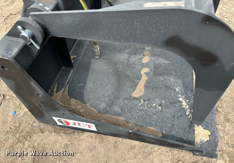image for item OI9176 JCT skid steer grapple bucket