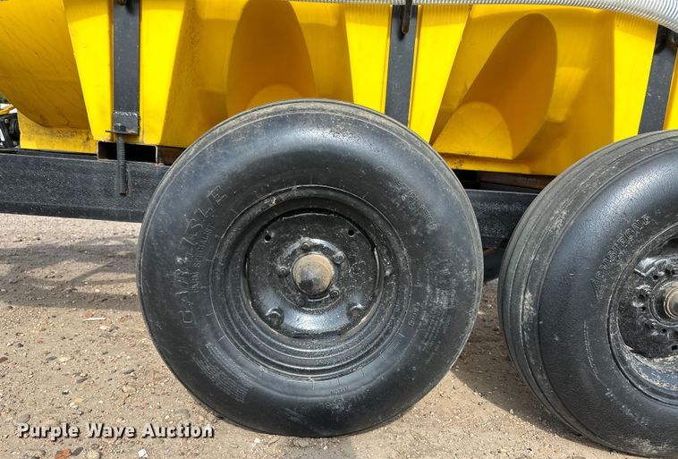 image for item OI9186 Shop built nurse tank trailer