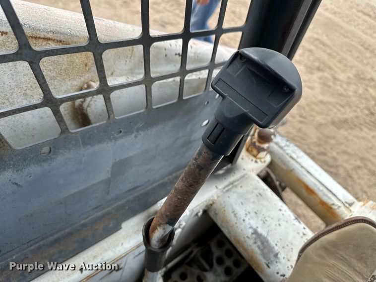 image for item OI9187 1997 Bobcat 863 skid steer loader