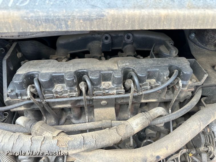 image for item OI9187 1997 Bobcat 863 skid steer loader