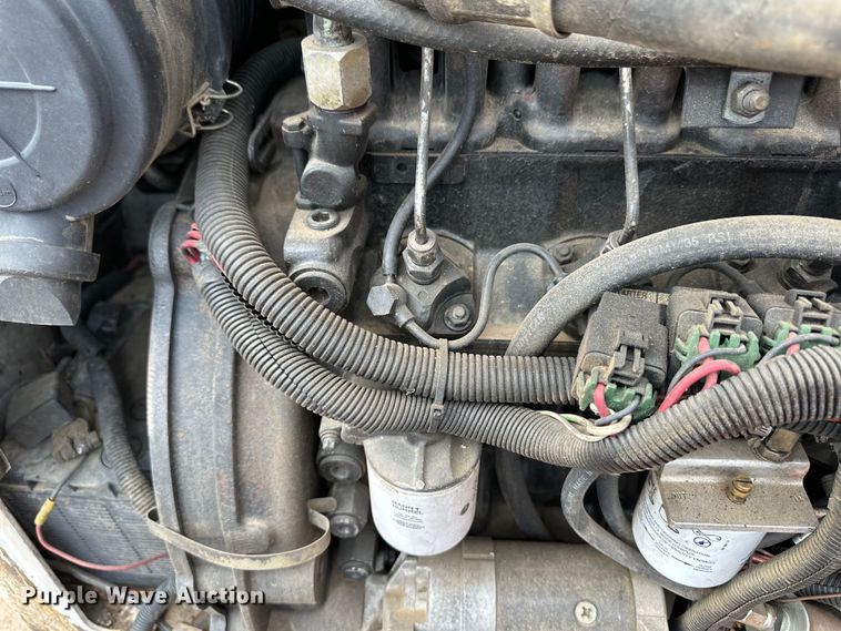 image for item OI9187 1997 Bobcat 863 skid steer loader