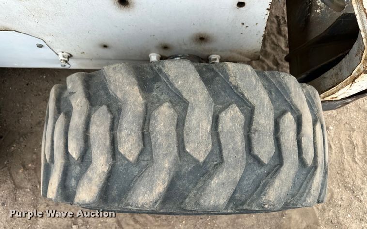 image for item OI9187 1997 Bobcat 863 skid steer loader